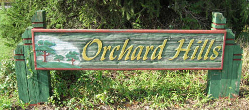 Orchard Hills sign - click to return to home page